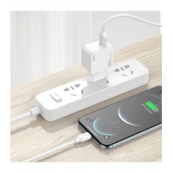 IDUSD Cargador Rápida QC3.0 + USB-C - D53B